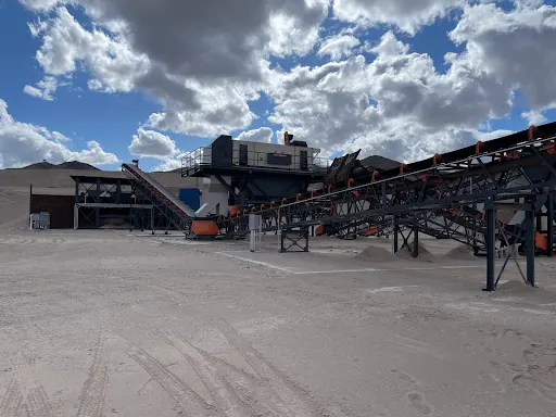 The Complete Guide to Mobile Crushers: Benefits, Specs & Applications