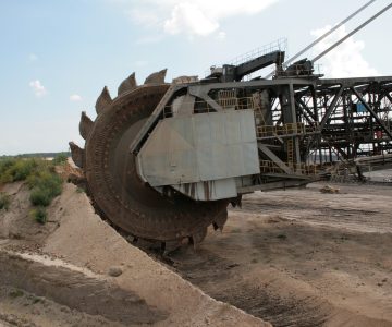 open-pit-mining
